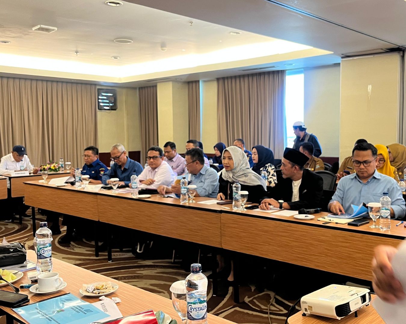 Rapat Evaluasi Kinerja Perangkat Daerah (PD)  Triwulan II Tahun 2025 Dengan DPRD Kabupaten Tangerang